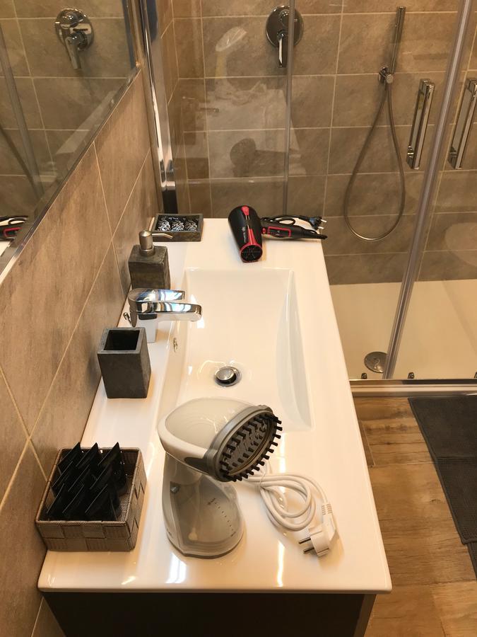 Sforza Apartment Near Duomo Milano Eksteriør bilde